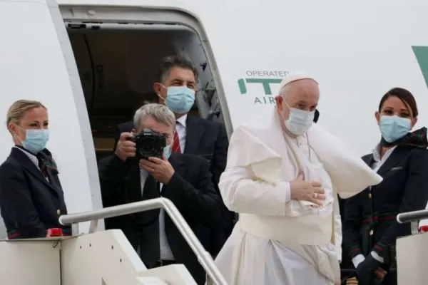 Papa Francesco in partenza per un viaggio internazionale / Daniel Ibanez / ACI Group