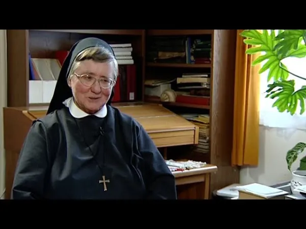 Una intervista di Suor Anna Fehér, la Madre Teresa di Ungheria | You Tube