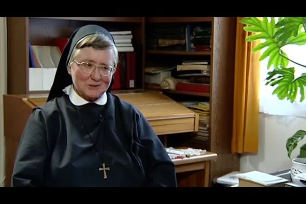Una intervista di Suor Anna Fehér, la Madre Teresa di Ungheria / You Tube