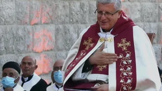 Papa Francesco concede il titolo di avvocato rotale all’arcivescovo maronita di Cipro