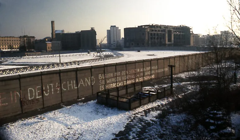 Cortina di Ferro | Il Muro di Berlino, la 