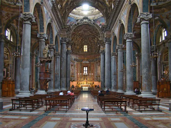 L'interno della chiesa di San Giuseppe dei Teatini |  | pubblico dominio 