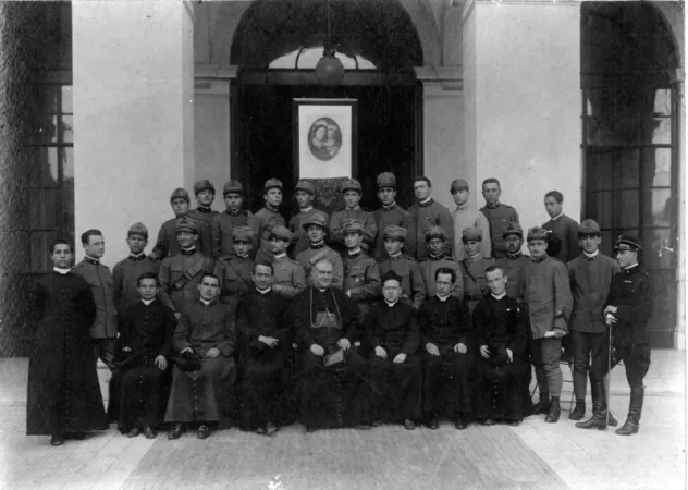 I seminaristi in grigio verde  |  | Seminario Romano 