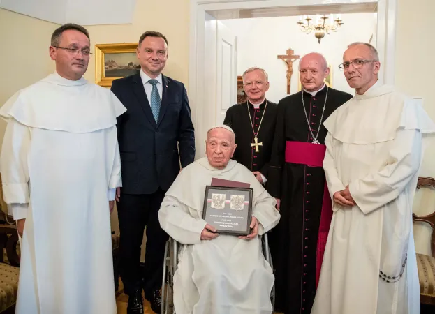 P. Tomzinski in occasione dei 100 anni  riceve il  presidente polacco Andrzej Duda e dell'Arcivescovo Metropolita di Cracovia Jędraszewski. |  | 