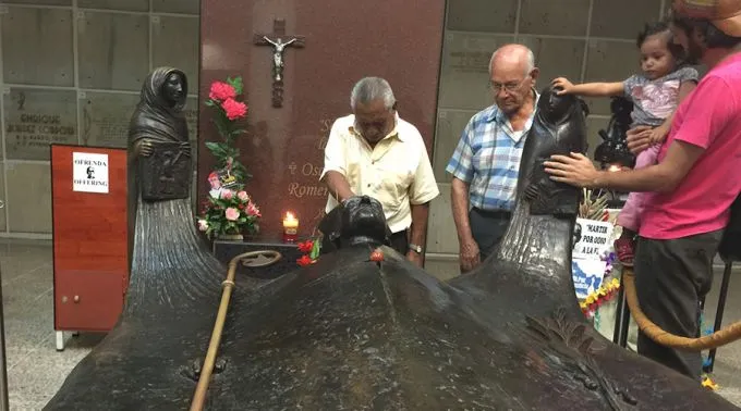 La tomba di monsignor Romero a San Salvador | David Ramos( Aciprensa)
