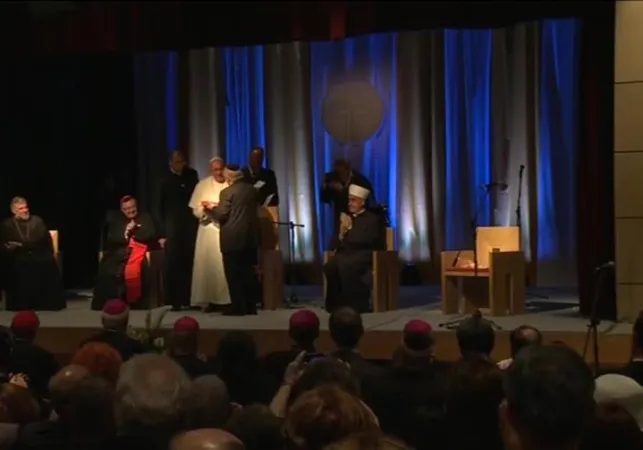 Papa Francesco incontra i rappresentanti delle altre religioni a Sarajevo |  | CTV