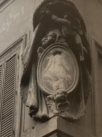 Madonna della Pietà, Via Bocca di Leone |  | libro Romana società editrice