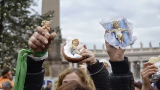 Torna la benedizione dei bambinelli in Piazza San Pietro