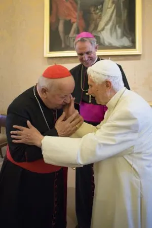 Papa Benedetto XVI e il cardinale di Cracovia |  | 
