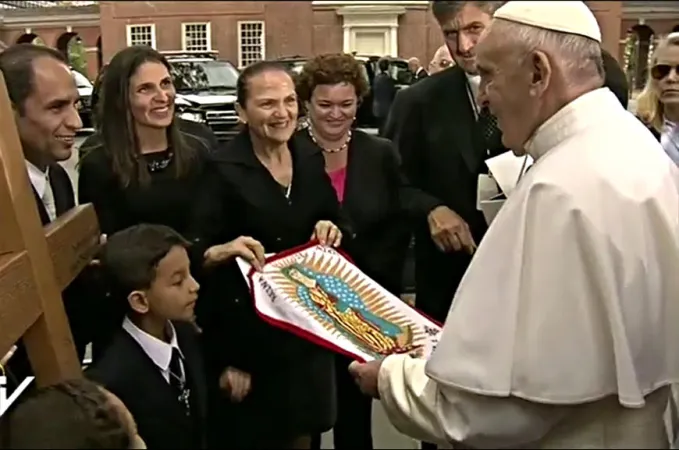 Il Papa incontra un gruppo di ispanici |  | CTV