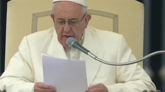 Il Papa: "La porta di Dio è aperta. Nella Chiesa nessuna porta sia blindata"