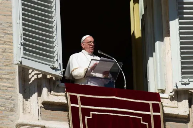 Papa Francesco guida la recita dell' Angelus  |  | Vatican Media 