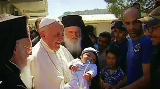 Papa: "Cattolici e Ortodossi insieme al servizio dell'umanità sofferente"