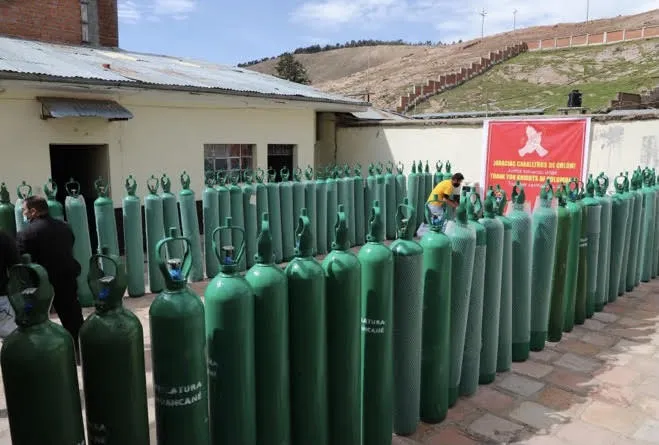 Le bombole di ossigeno donate dai Cavalieri di Colombo al Brasile e al Perù |  | ACI Prensa