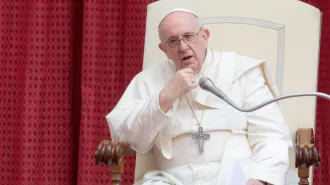 Papa Francesco: "La preghiera è il respiro della vita"