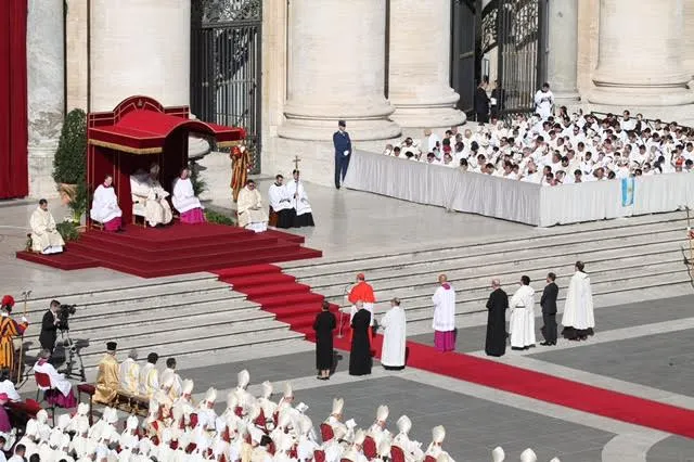 Papa Francesco canonizza sette Beati |  | Martha Calderon CNA