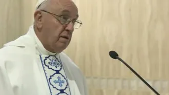 Il Papa: "Nel nostro cuore sia sempre accesa la nostalgia di Dio"