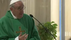 Papa Francesco durante una Messa a Santa Marta / CTV