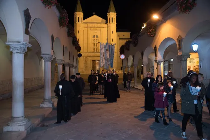 Fiaccola a Cascia ad un anno dal terremoto |  | ufficio stampa diocesano