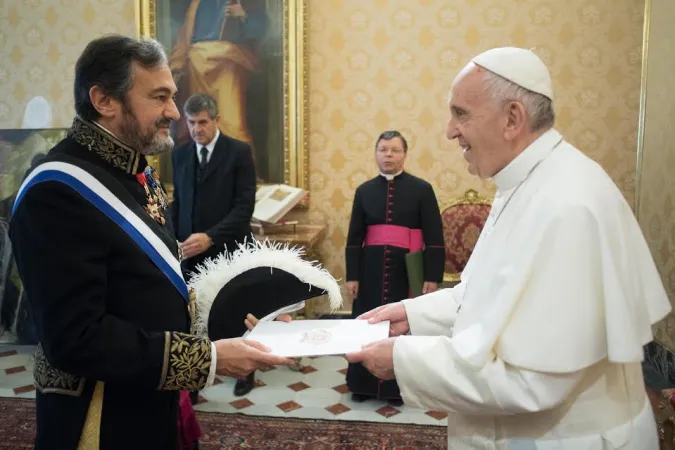 Il Papa e l'Ambasciatore Portogallo presso la Santa Sede |  | L'Osservatore Romano, ACI Group