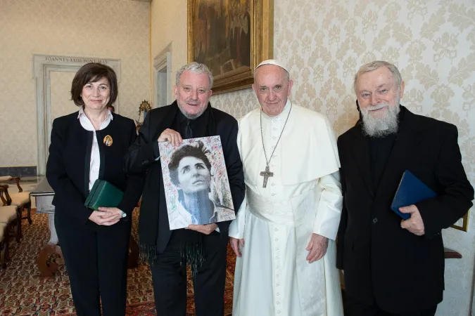 Il Papa con Kiko Arguello |  | Cammino Neocatecumenale