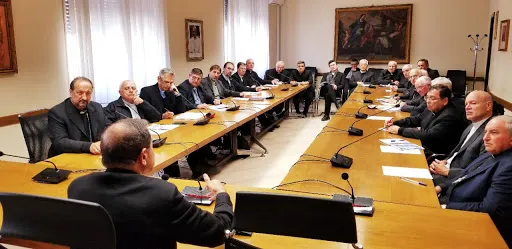 Una plenaria del Pontificio Consiglio dei Testi Legislativi | Una plenaria del Pontificio Consiglio dei Testi Legislativi | Pontificio Consiglio dei Testi Legislativi