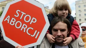 Entra in vigore la legge polacca pro-vita: cosa significa la pubblicazione della sentenza 