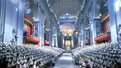 Una sessione del Concilio Vaticano II, durante il quale fu promulgata la Nostra Aetate / nds.lasolitude