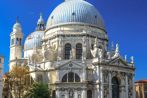 La Basilica di Santa Maria della Salute a Venezia / Wikimedia Commons
