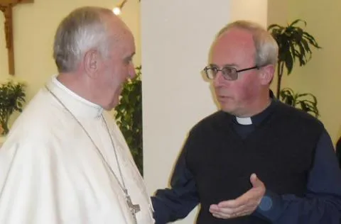 Padre Franco Moscone con Papa Francesco |  | sangiovannirotondofree.it