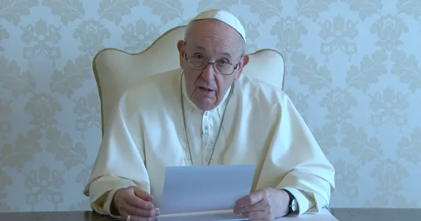 Papa Francesco durante un videomessaggio | Vaticannews