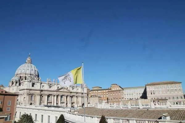 La Bandiera della Santa Sede |  | Bohumil Petrik/CNA
