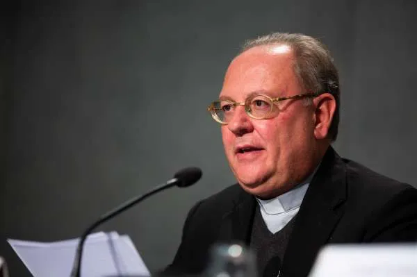 Cause dei Santi, il Vescovo Fabio Fabene nuovo Segretario