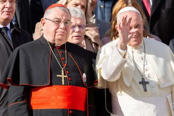 Il Cardinale Duka con Papa Francesco |  | Daniel Ibanez CNA