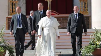 Lefebvriani, il Papa concede la convalida per i matrimoni