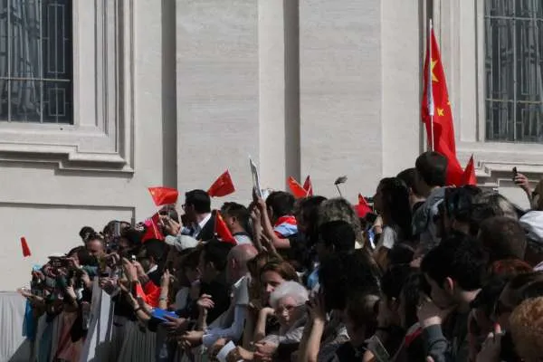 Cattolici cinesi in Piazza San Pietro |  | Martha Calderon/CNA