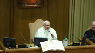 Il Papa: "La Chiesa abbraccia e promuove l'autentica scienza"