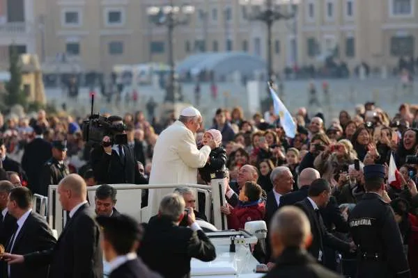 Il Papa all'udienza generale |  | Daniel Ibanez/CNA