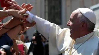 Il Papa: "La laicità deve bilanciarsi con la libertà religiosa"