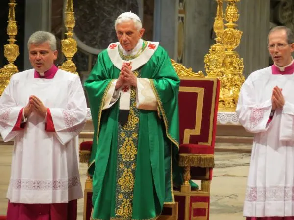 Papa Benedetto XVI nel 2012 |  | Anne Hartney CNA