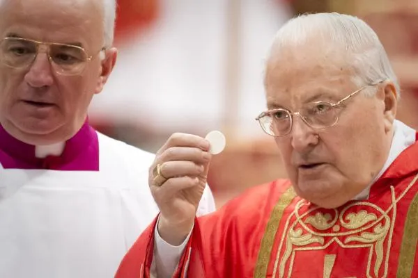 Il Cardinale Angelo Sodano |  | Jeffrey Bruno CNA