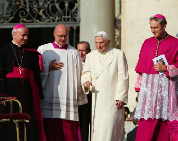 Il Papa Emerito Benedetto XVI |  |  Lauren Cater CNA