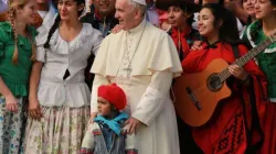 Papa Francesco durante un incontro con le donne / CNA Archive