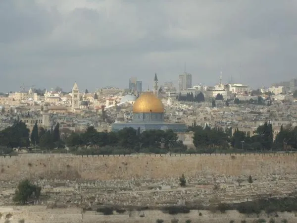 Gerusalemme |  | Marianne Medlin CNA