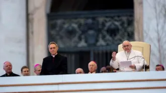 Il Papa: “Il Battesimo è un altro compleanno, quello della rinascita”