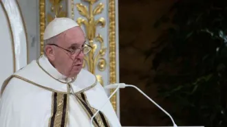 Papa Francesco: "Laici e consacrati continuino l'opera evangelizzatrice"