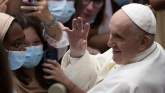 Papa Francesco: "La Croce fonte di salvezza per ogni uomo"