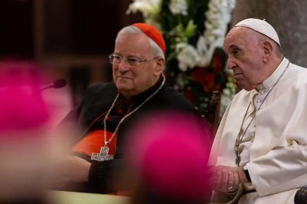 Il Cardinale Bassetti, Presidente della CEI, con il Papa  |  | Daniel Ibanez CNA