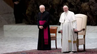 Papa Francesco, nuovo no all'aborto ed esclude sue dimissioni