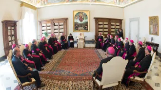 Papa a Vescovi Portoghesi: "Chiesa ha bisogno di giovani che rispondano a chiamata di Dio"